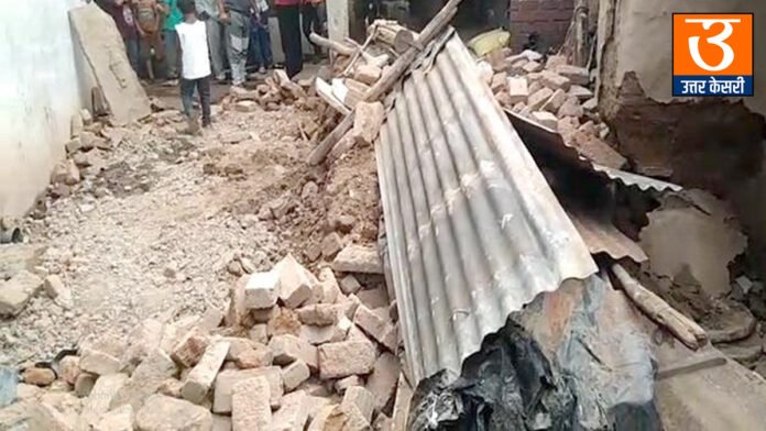 mud house collapsed due to storm in Sambhal